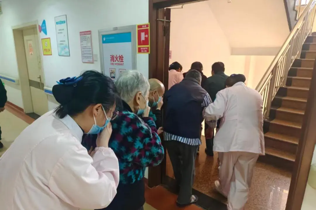 杭州顾连通济医院一周工作动态(11月24日-11月28日) 杭州顾连通济医院一周工作动态(11月24日-11月28日)